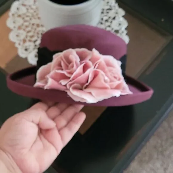 Wool hat - Picture 3 of 5